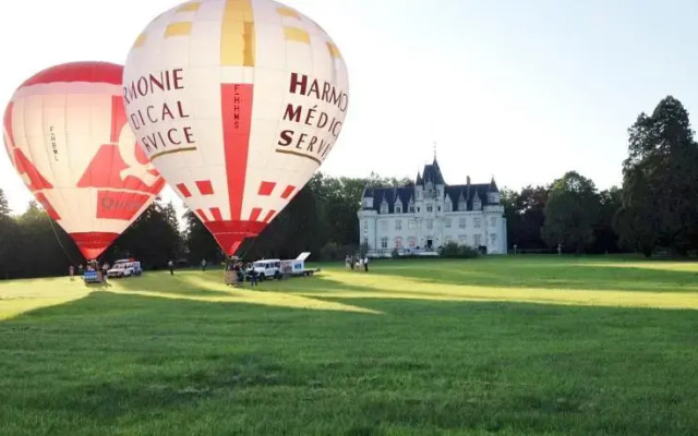 Château Hôtel Savigny