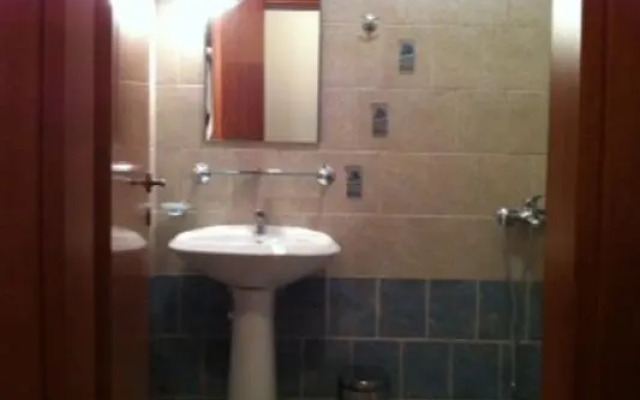 Dryades Traditional Guesthouse