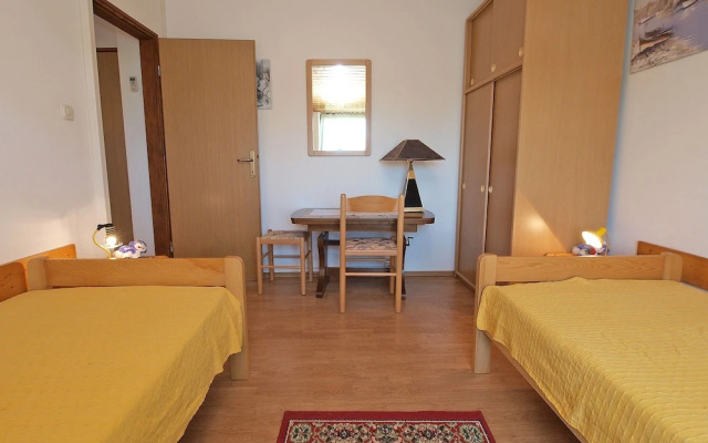 Apartment 50