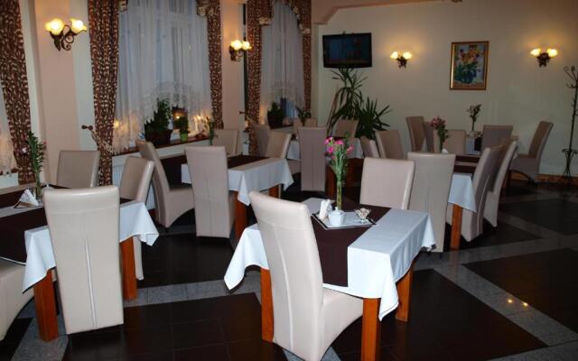 Hotel Aslan
