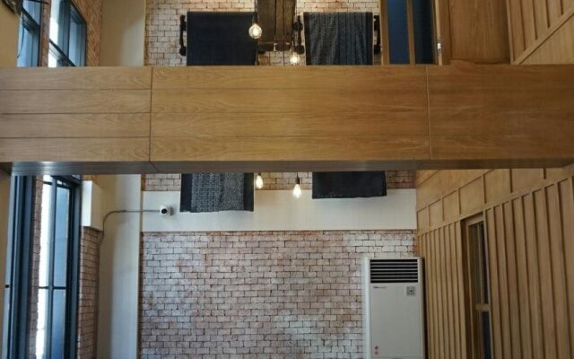 Natee Hostel