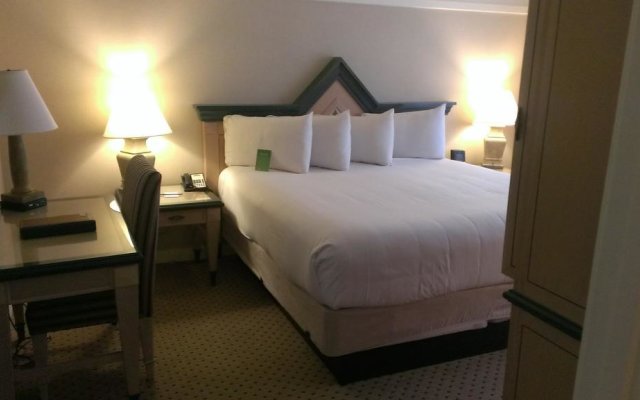 Two Trees Inn at Foxwoods