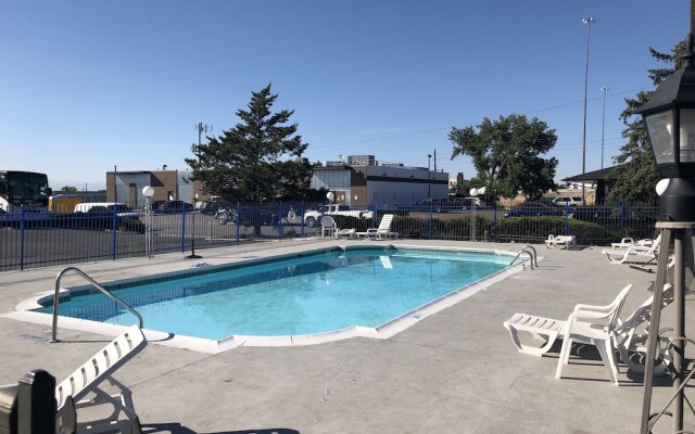 Americas Best Value Inn Denver