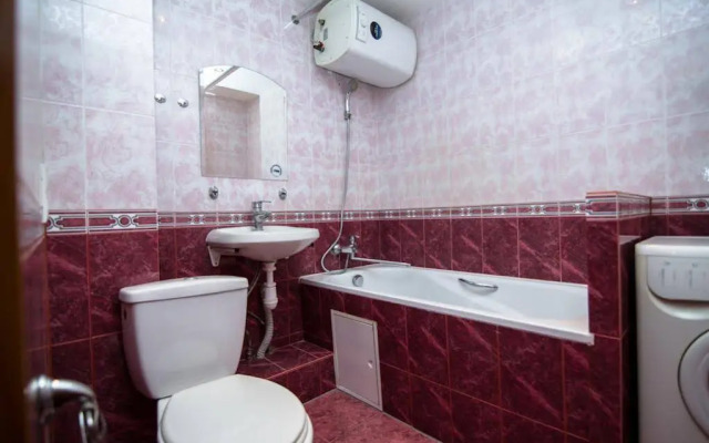 Apartment at Universitet Metro Station