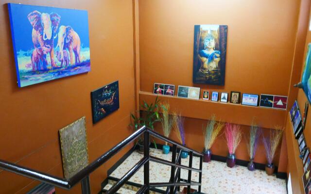 All In 1 Guesthouse Chiang Mai