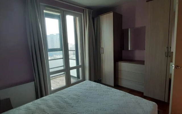 Weekend apart Оптиков 34