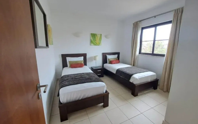 Tortuga Beach Apartment Oasis