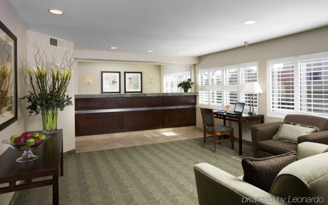Sommerset Suites Hotel