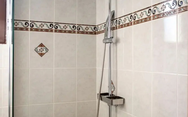 Rokani Studio I at Kalavrita Center