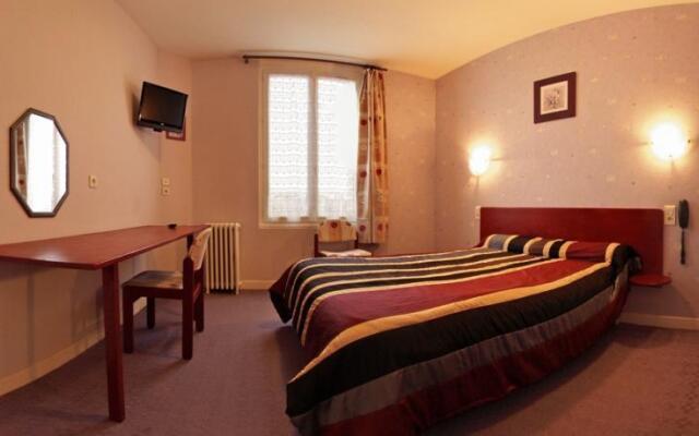 Hotel Universel