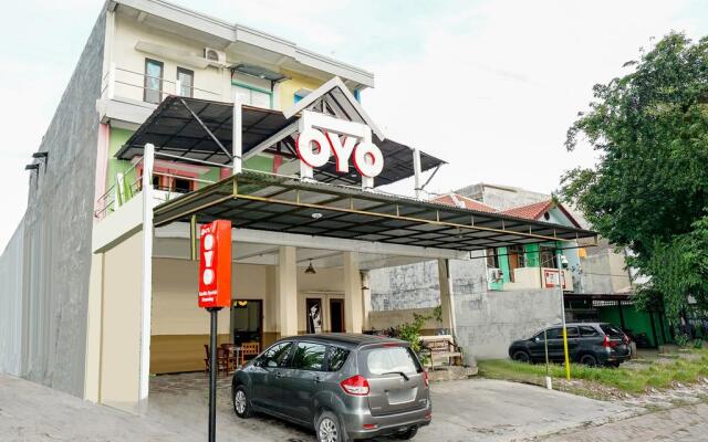 OYO 475 Kartika Syariah Homestay