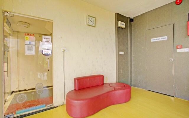 OYO 90597 Delightful Holiday Inn