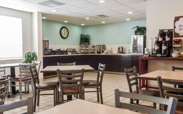 Candlewood Suites Charlotte - Arrowood by IHG