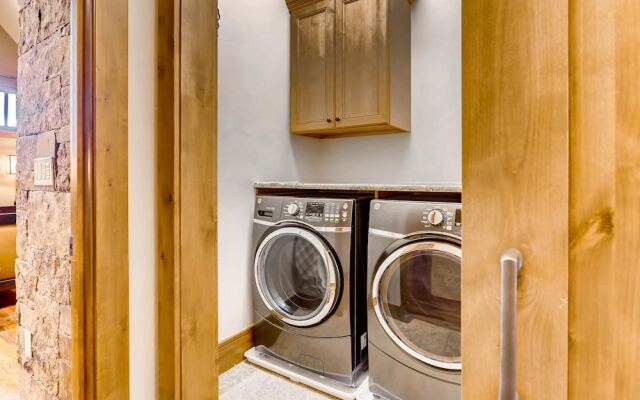 Echo Base at Shockhill Landing