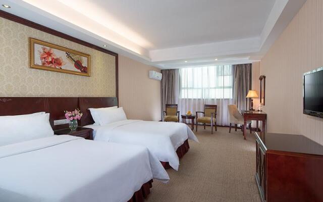 Vienna Hotel Shenzhen Shajing Zhongxin Road