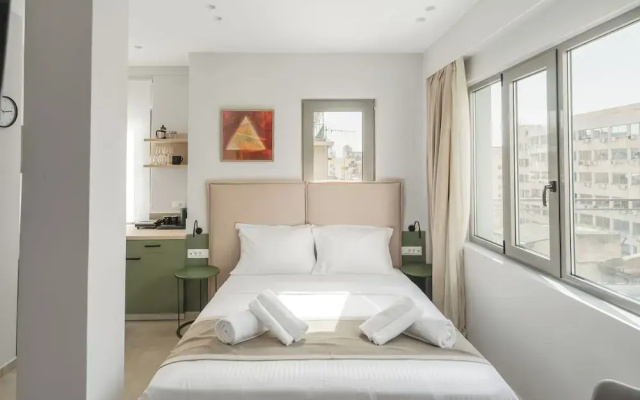 Ela Five Residences