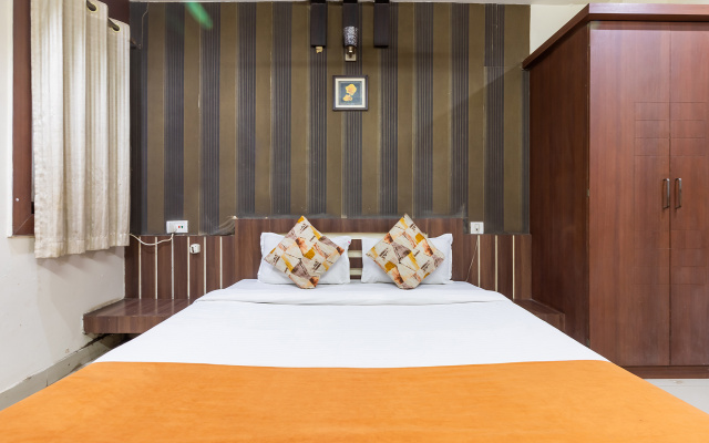 Fabhotel Shree Regency