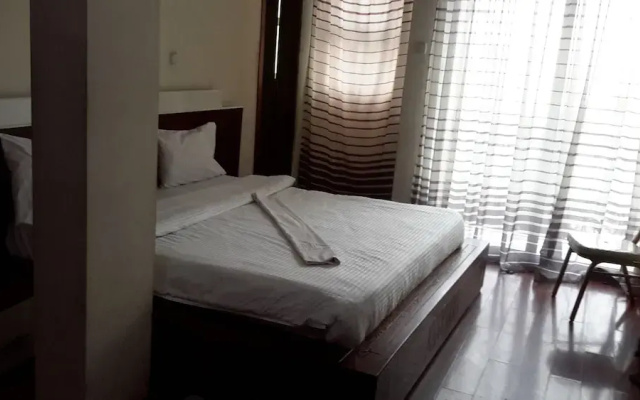 Yomi Hotel