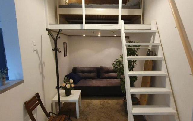 Cozy studio apartment with air condition