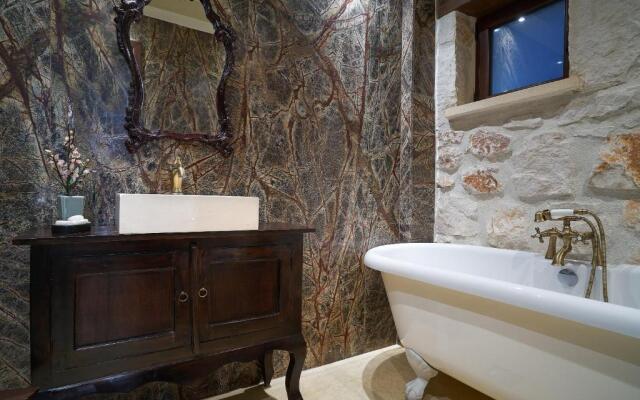 Palazzo Di P Villa, World 5th Award