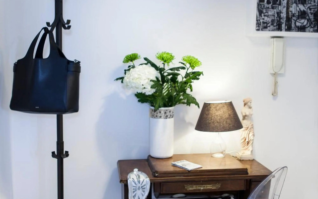 Best located executive apartment in Maroussi.