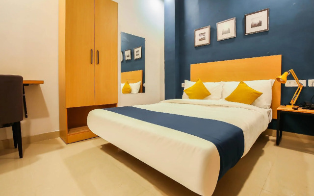SilverKey Executive Stays 39656 Sector 7 Vrindavan Colony