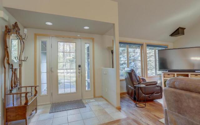 13 Ollalie-Great Yard-3BR/3BA