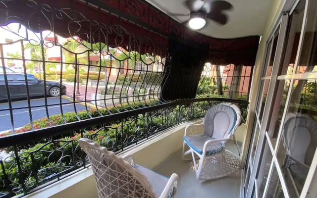 Spacious 3-bedroom Apartment in Santo Domingo!