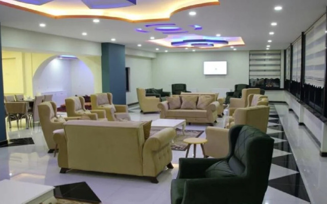 Mentalite Hotel