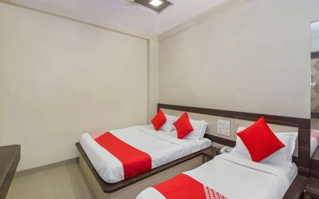Super Hotel O Palkhi Road Near Sai Baba Temple