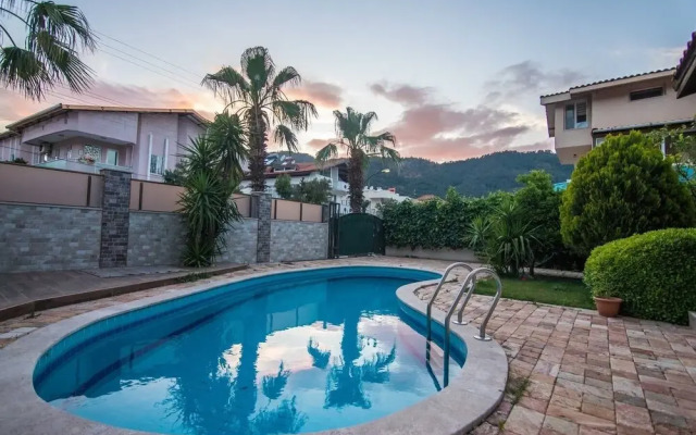 Villa Akar İcmeler