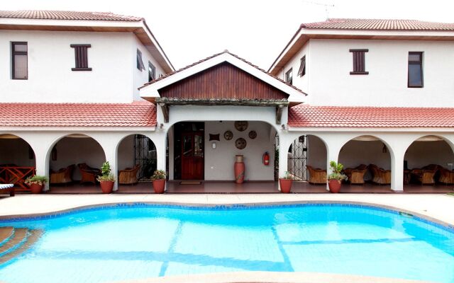 Mahogany Lodge, Cantonments