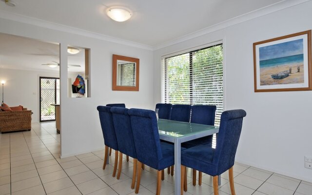 Beach House, 5 Gretel Close