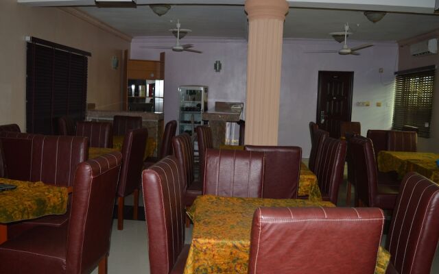 Southland Concept Hotel and Suites