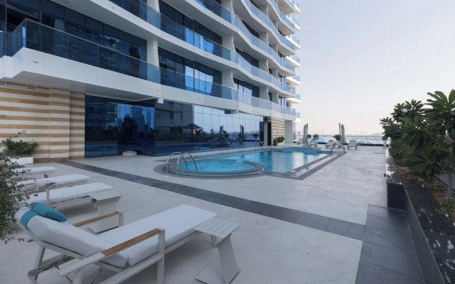 Waves Tower by KASCO