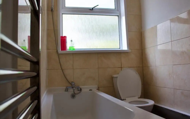 Tranquil Nottingham Retreat