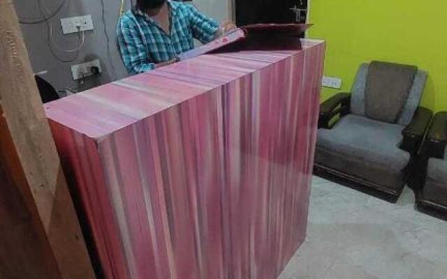 POP 70153 Hotel New City Residency