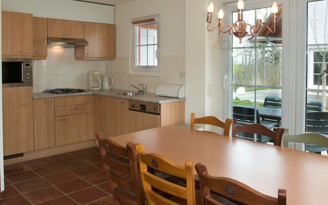 Traditional Holiday Home with 2 Bathrooms Near River Moselle