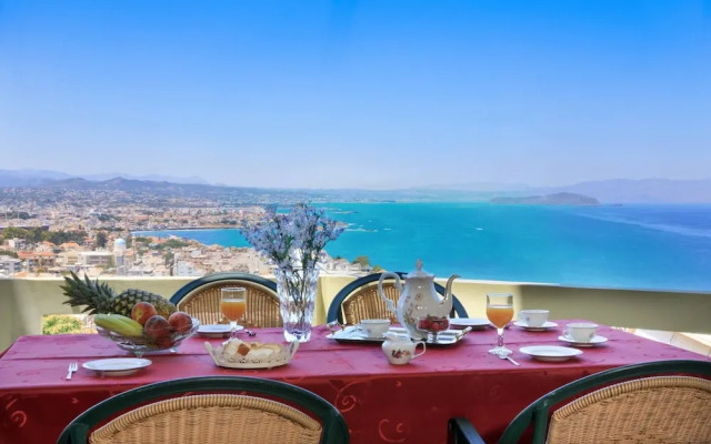 Koralia - Chania's Card Postal Villa Majestic View