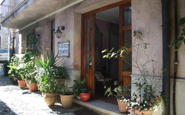 Hotel Edelweiss