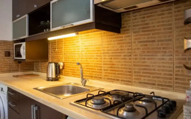 Pleasant and Central Flat With Balcony in Alsancak