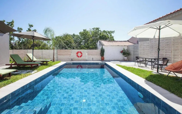 Peponas Residence