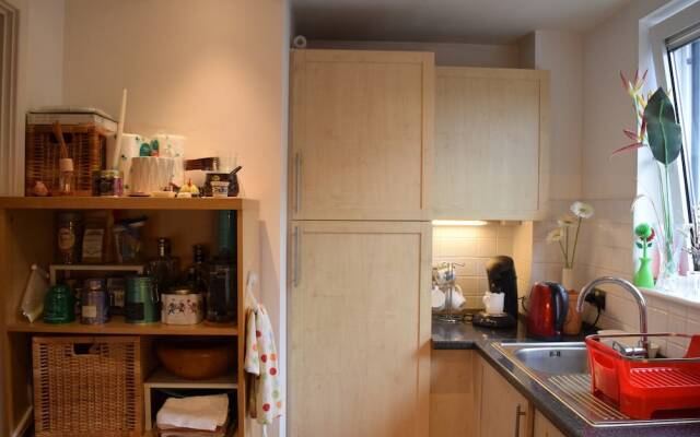 1 Bedroom Apartment in Surrey Quays