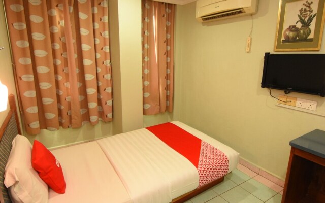 Highway Inn by OYO Rooms