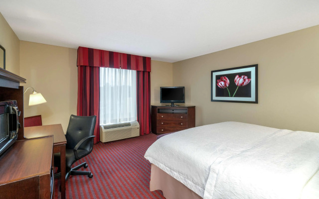 Hampton Inn Richmond Airport