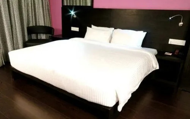 Clarks Inn Suites