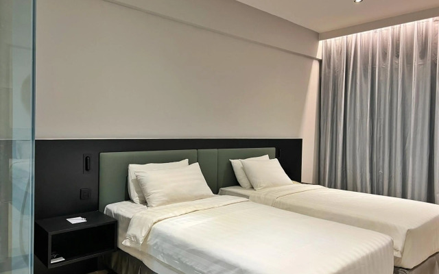 Crystal Crown Kuala Lumpur