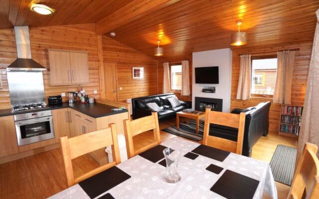 Loch Leven Lodge 11