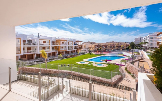 Splendid Apartment in Orihuela Costa With Garden