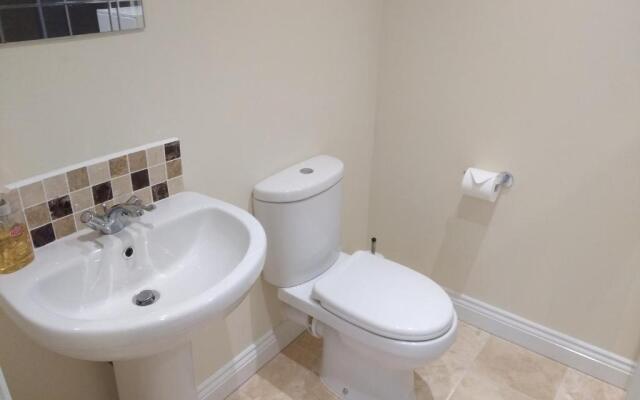 Oaktree Lodge